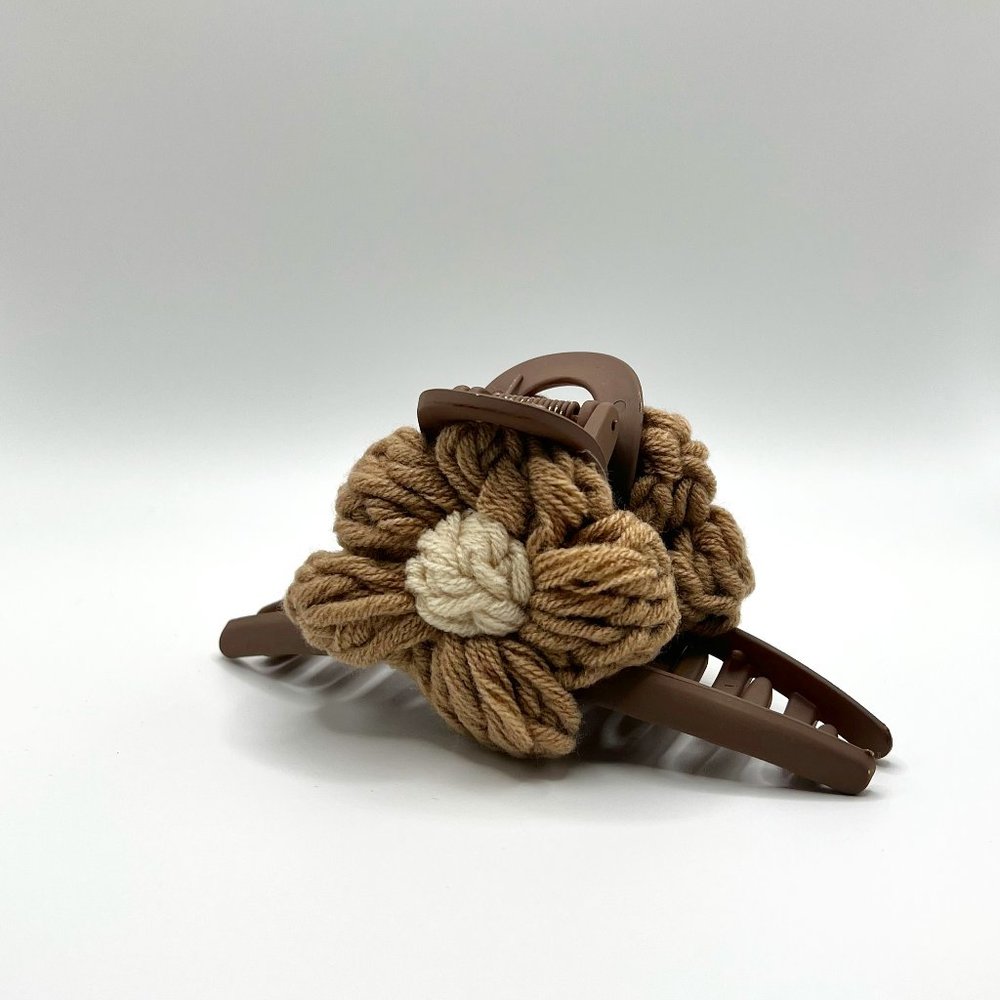 Spring Flower Claw Clip- Knitted flower